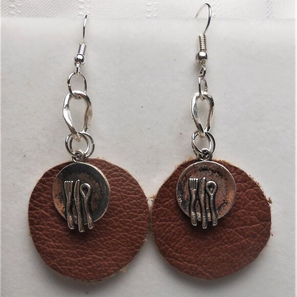 No. 487 Handmade earrings with leather pieces - Picture 1 of 2